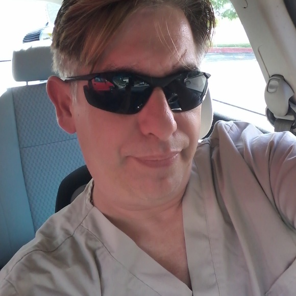 Meet your Posher, Dave - Picture 2 of 2